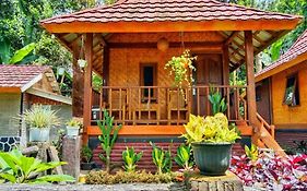 Pondok rinjani bungalow tetebatu